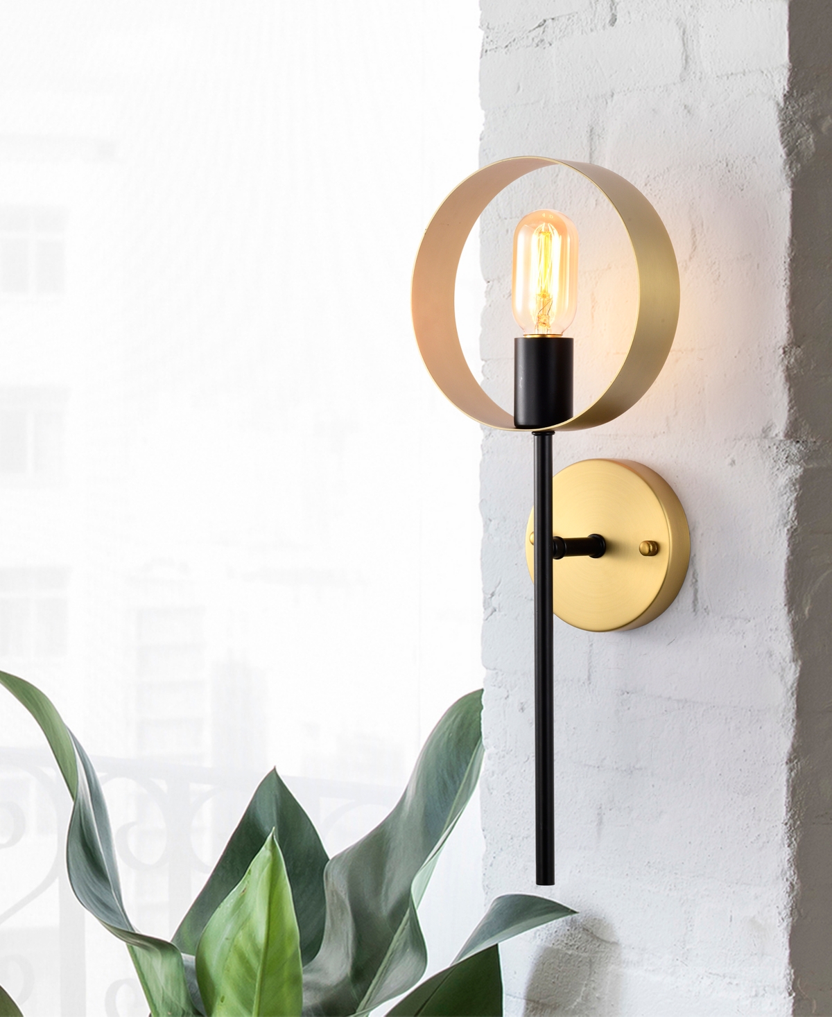 Home Accessories 7" Yasmin 1-light Indoor Wall Sconce
