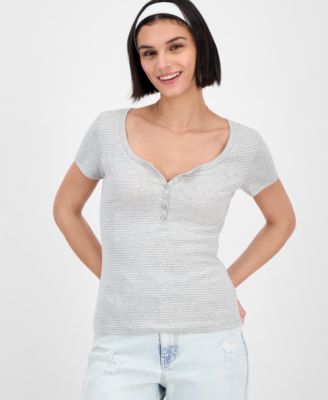Juniors' Ribbed Henley Longline T-Shirt
