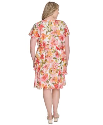 Многослойное платье-сорочка Jessica Howard размера плюс с цветочным принтом