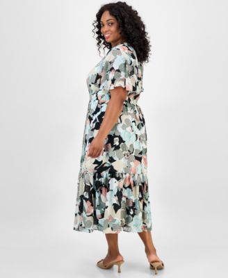 Plus Size Textured Printed Midi Dress