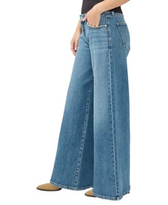 Women's Low Rise Ultra-Wide Leg Skater Jeans