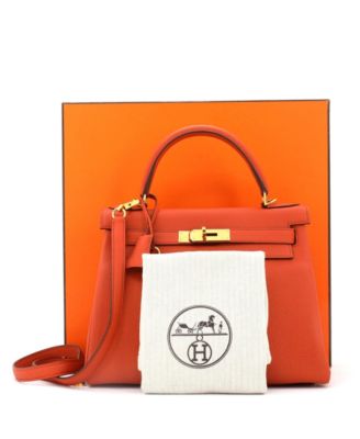 Бывшая в употреблении сумка Hermes Kelly 28 оранжевого цвета Togo с золотой фурнитурой