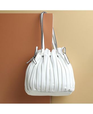 Женская белая сумка-футляр в стиле 