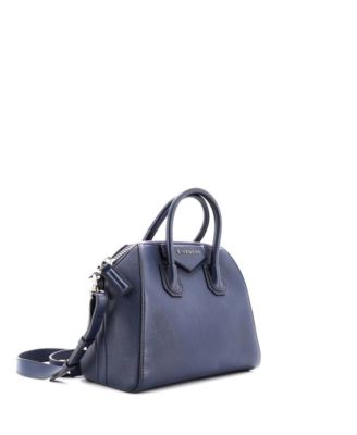 Кожаная сумка Givenchy Mini Antigona, бывшая в употреблении