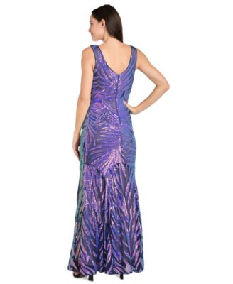 Petite Sequin Embellished Sleeveless Gown