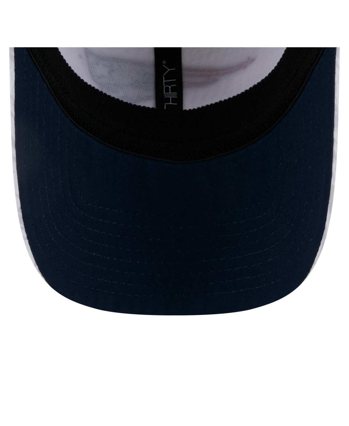 NEW ERA MEN'S WHITE NEW ENGLAND PATRIOTS GAMEDAY GRADED 39THIRTY FLEX HAT 