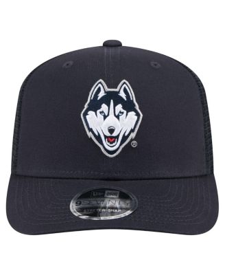 Мужская темно-синяя шляпа UConn Huskies Primary 9SEVENTY Trucker со стрейчевой застежкой-молнией New Era