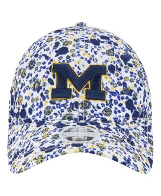 Женская белая шляпа Michigan Wolverines Blooming с регулируемой длиной 920 см от New Era