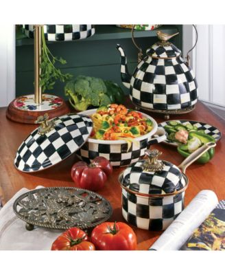 Courtly Check Enameled 1-Quart Saucepan