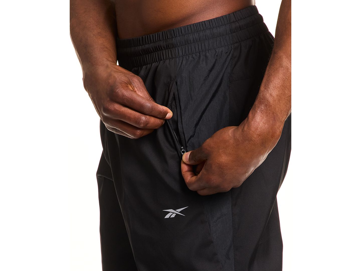 Мужские брюки Reebok Woven Track Pants, цвет: Чёрный — фото 4