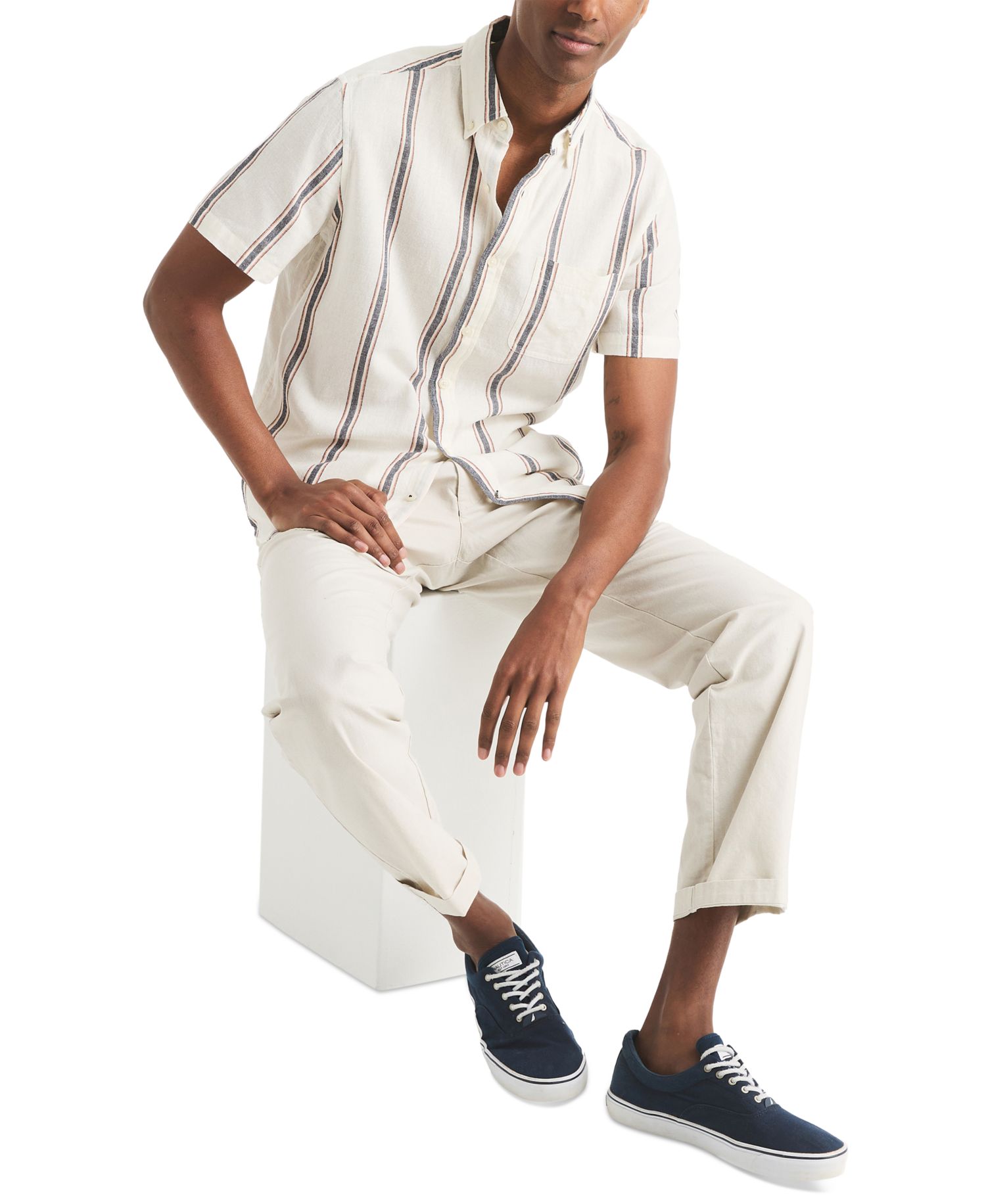 Men's Short Sleeve Striped Linen Blend Button-Down Shirt