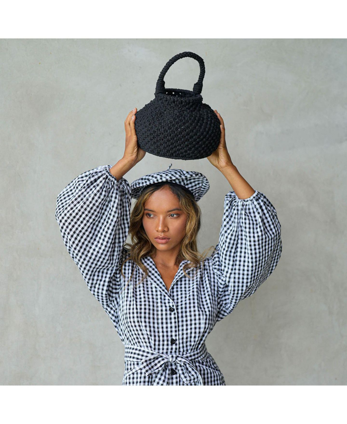 Женская сумка Brunna.co Naga Macrame Bucket Bag In Black, цвет: Чёрный — фото 2