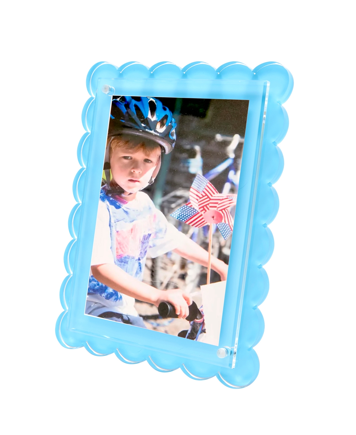 TARA WILSON DESIGNS SCALLOP FRAME, 4" X 6", 5" X 7" 