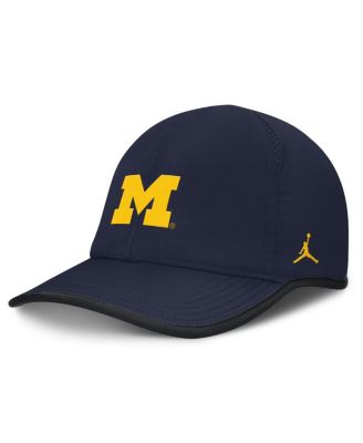 Jordan - Men's Navy Michigan Wolverines Featherlight Club Adjustable Hat