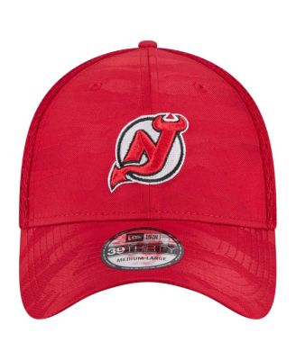 Мужская шапка New Era Red New Jersey Devils Active с тонким камуфляжем 39-го размера.