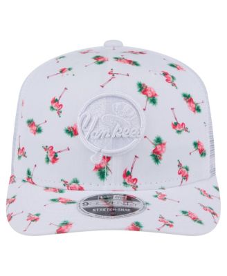 Мужская белая кепка New York Yankees Flamingo с сетчатой спинкой New Era 9SEVENTY с эластичной застежкой
