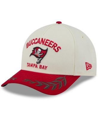 New Era - Men's Cream/Red Tampa Bay Buccaneers 2025 NFL Draft 9FORTY A-Frame M-Crown Adjustable Hat