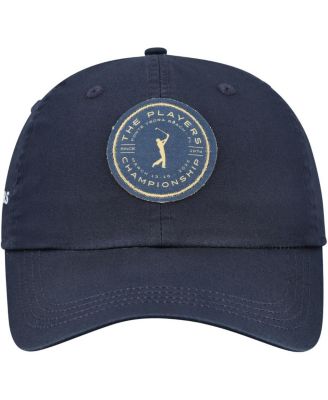 Впереди мужская и женская команды Военно-морского флота, ИГРОКИ надевают регулируемые шляпы