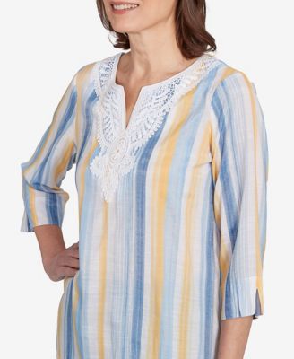 Women's Flower Power Striped Flower Detail Button Front Top