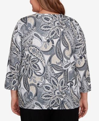 Plus Size Santa Barbara Reversible Paisley Top With Necklace