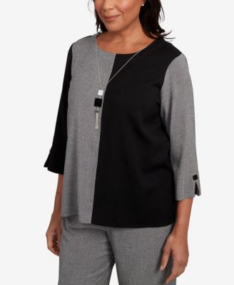 Petite Santa Barbara Center Sliced Crew Neck Top with Necklace