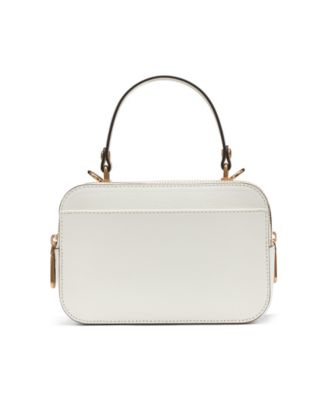 КАРЛ ЛАГЕРФЕЛЬД и ПЭРИС Симон украсили камеру через плечо