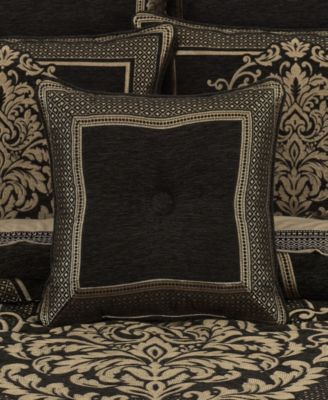Laurenza Decorative Pillow, 18" x 18"