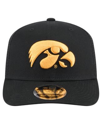 Мужская черная кепка Iowa Hawkeyes Primary 9SEVENTY от New Era для дальнобойщиков с эластичной застежкой