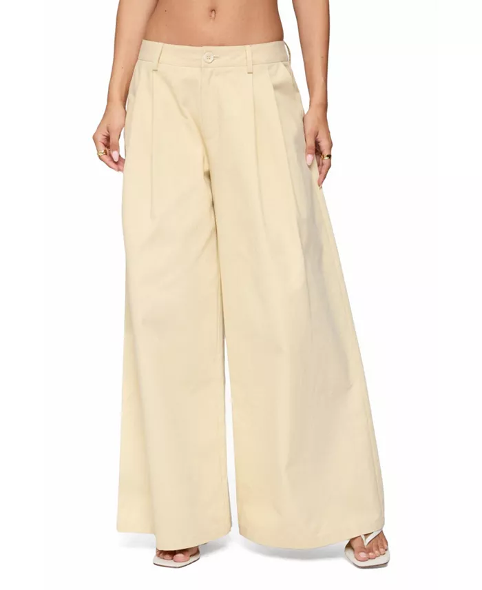 https://slimages.macysassets.com/is/image/MCY/products/6/optimized/32777406_fpx.tif?op_sharpen=1&wid=700&fit=fit,1&fmt=webp