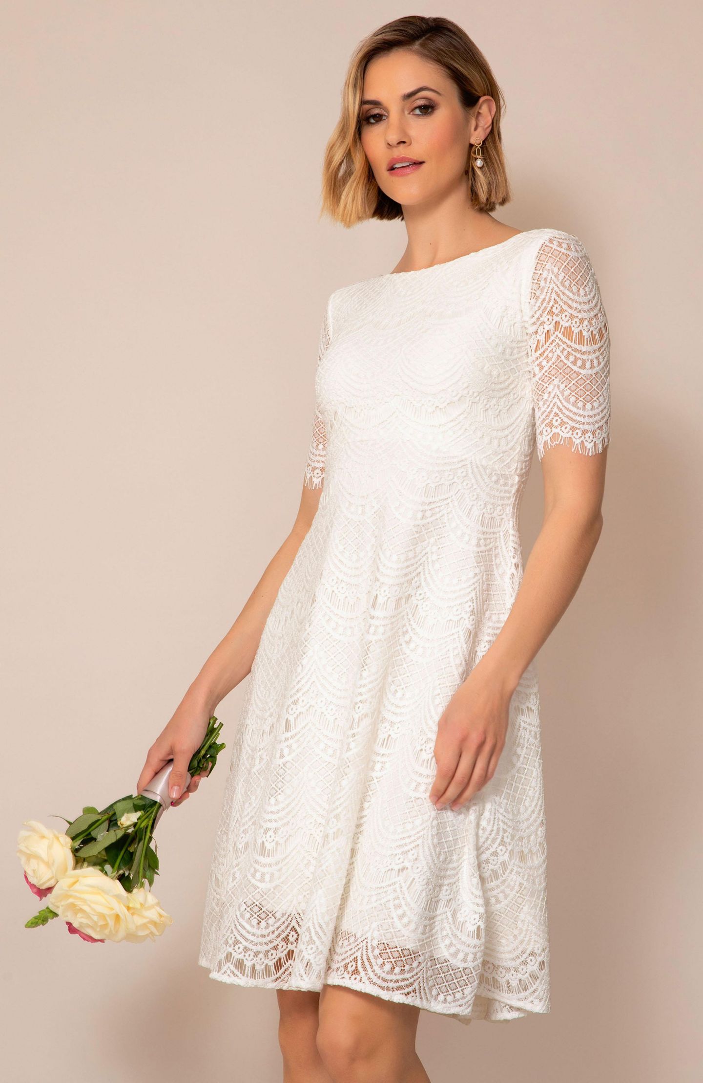 Женское платье Alie Street London Evie 3/4 Sleeve Knee Length Lace, цвет: Слоновая кость — фото 5