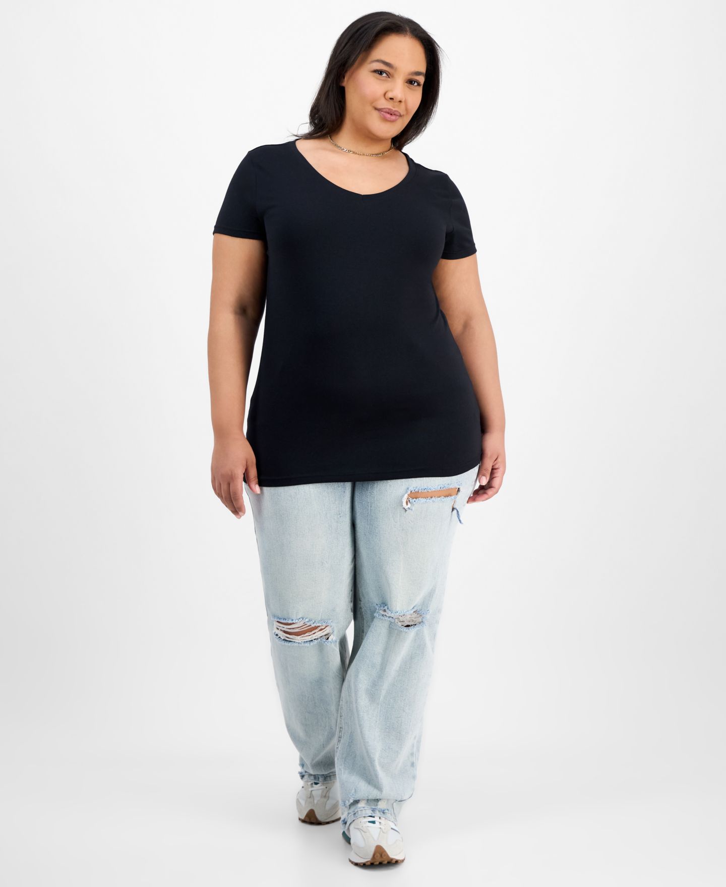 Женская футболка Aveto Trendy Plus Size Fitted V-Neck, цвет: Чёрный — фото 2