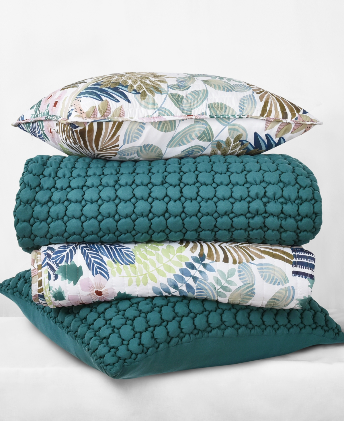 J By J Queen Bold Cloud Puff 3-pc. Quilt Set, King/california King