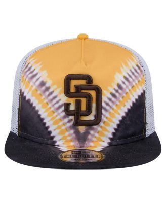 Регулируемая шляпа дальнобойщика-гольфиста San Diego Padres Tie-Dye от New Era для мужчин
