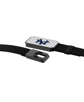 Black New York Yankees Belt with Team Color Buckle Belt