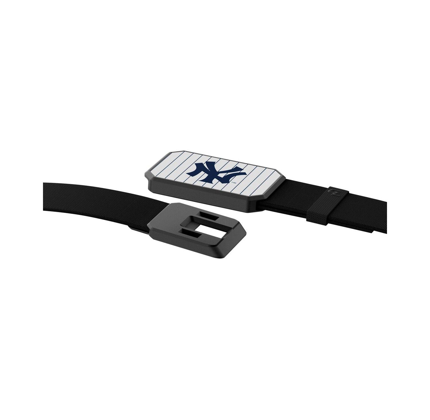 Black New York Yankees Belt with Team Color Buckle Belt