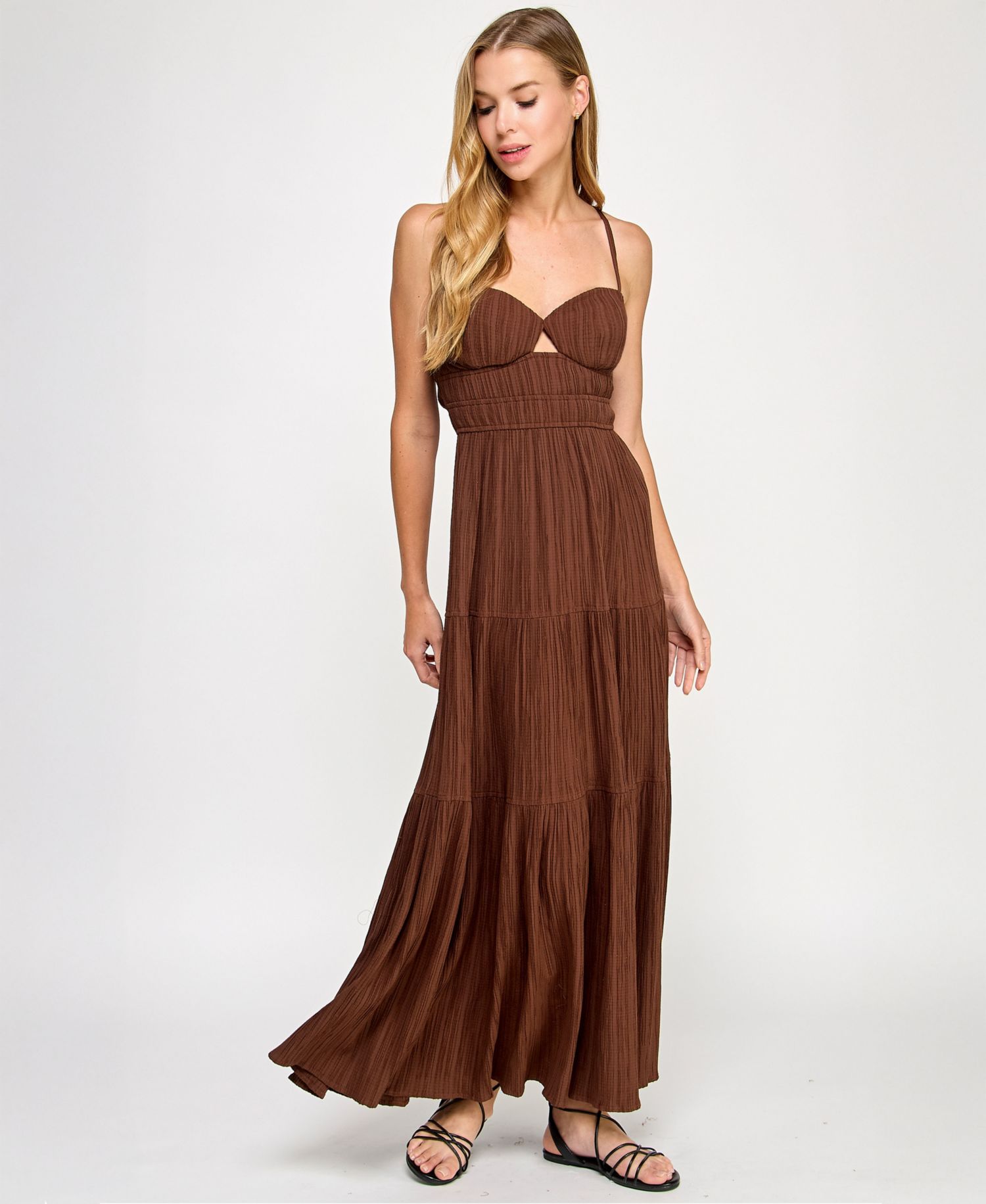 Juniors' Textured Keyhole Strappy Maxi Dress