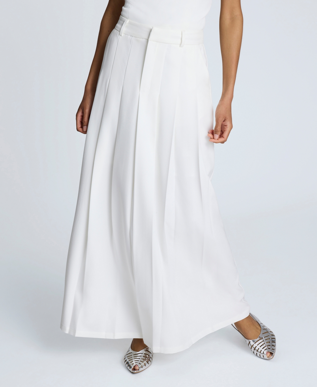 Women's Fly-Front Pleated Maxi Skirt - Pure White