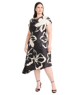 Plus Size Short-Sleeve A-Line Dress