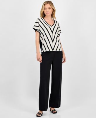 Women's Mixed-Print Extended-Sleeve Mitered Top
