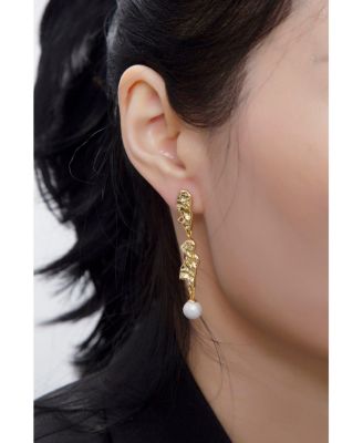 Nyla Molten Freshwater Pearl Drop Earring