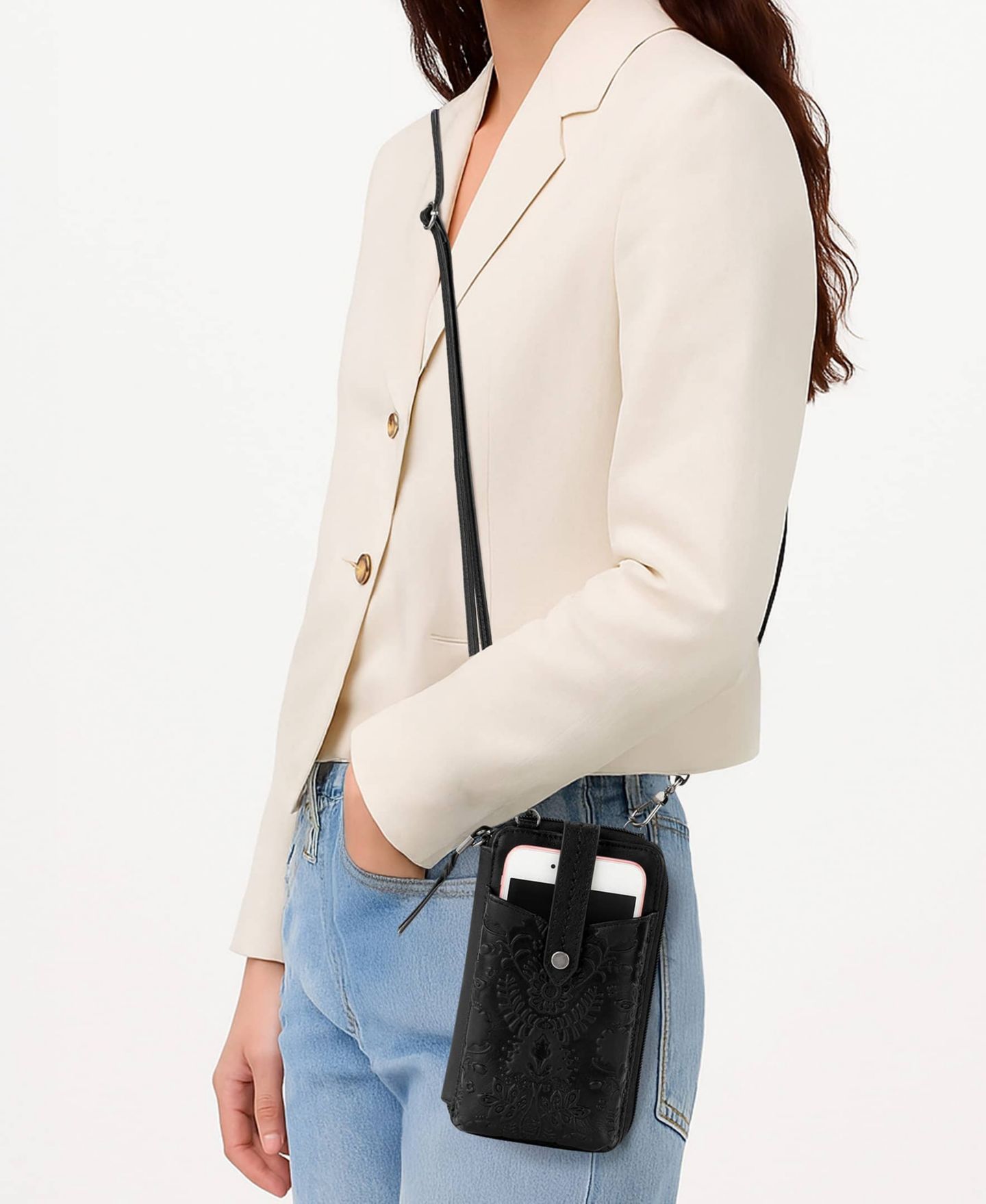 Женская сумка The Sak Silverlake Leather Convertible Smartphone Crossbody, цвет: Чёрный с принтом — фото 5