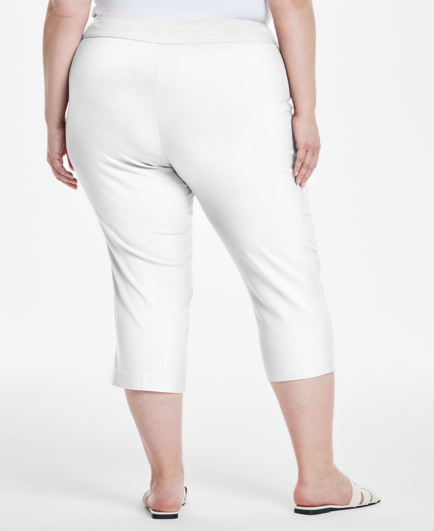 Plus Size Tummy Control Pull-On Capri Pants