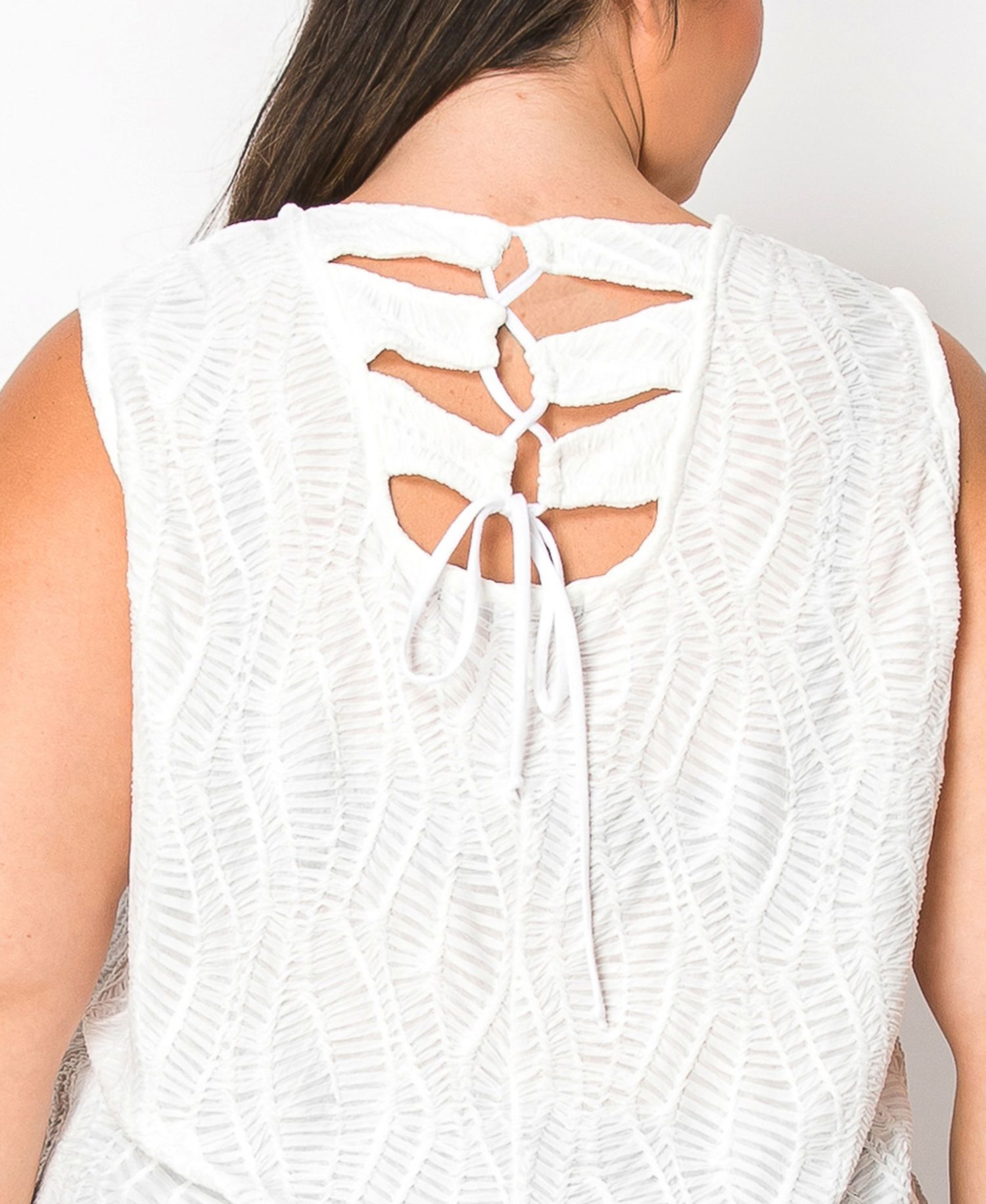 Plus Size Spiral Wave Texture Strappy Back Tank Top