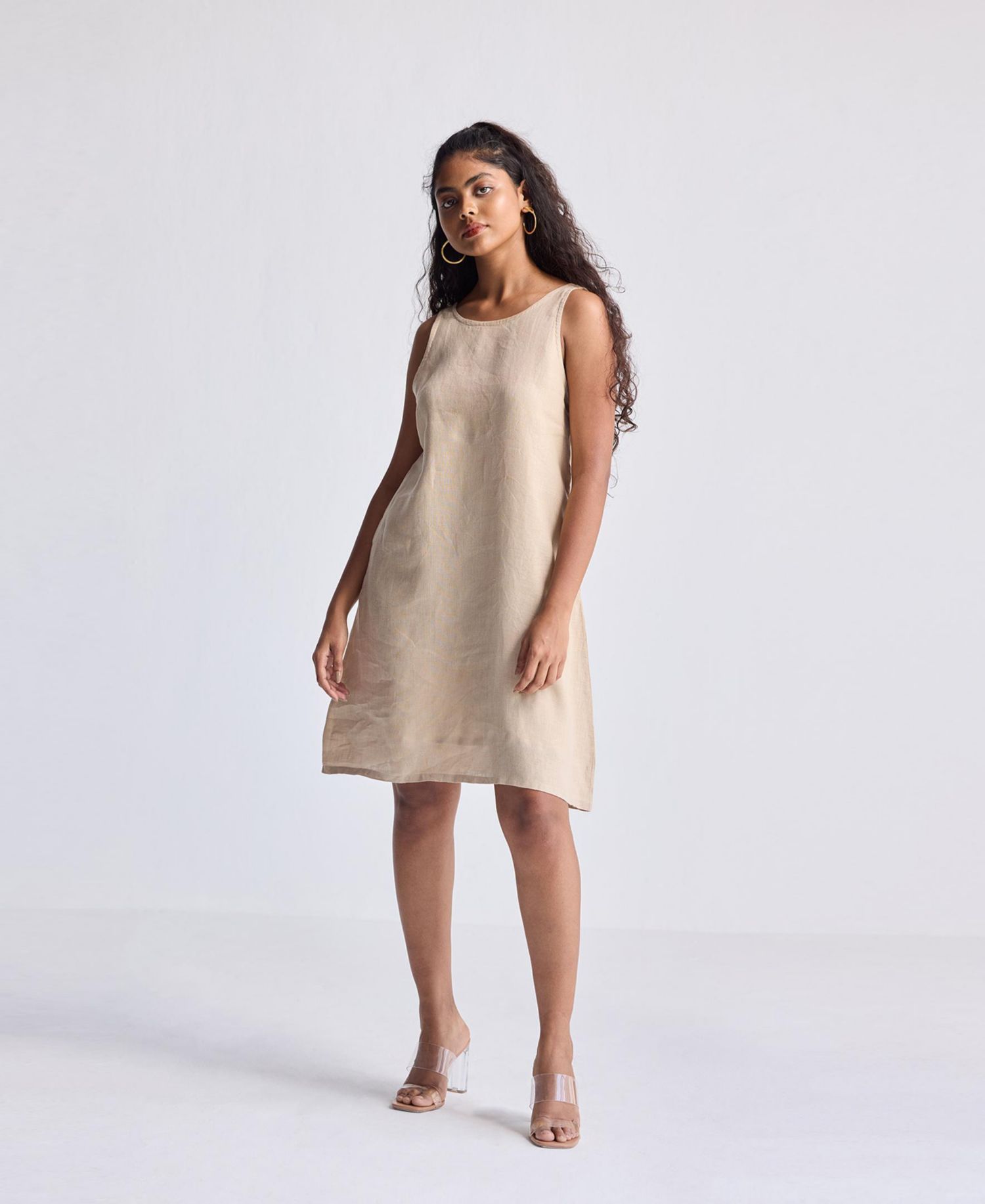 Women's Hemp Short Dress with Back Embroidered Lace Detail