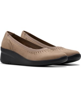 Collection Women's Suttyn Kaylie Slip-On Shoes