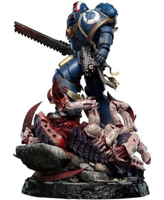 Limited Edition Polystone - Warhammer 40K - Lieutenant Titus 1:6 Scale Statue