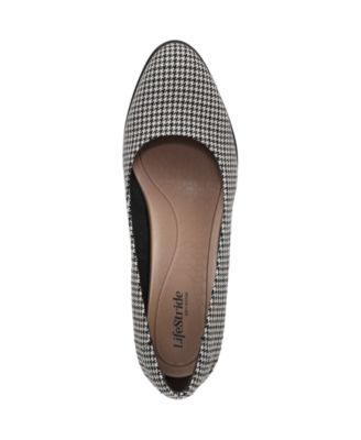 Women's Elevate Block Heel Dress Pumps