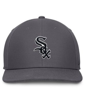 Мужская бейсболка Nike Pro Performance Snapback серого цвета от Chicago White Sox
