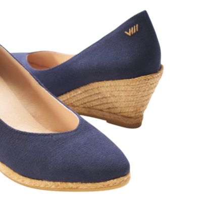 Women's Roses Canvas V Cut Espadrille Wedges