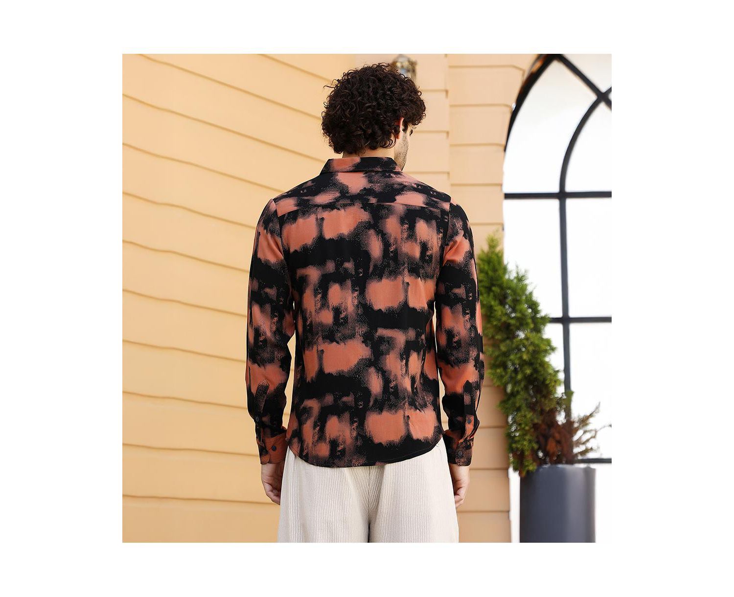 Men's Obsidian Black & Sienna Brown Smudged-Block Regular Shirt